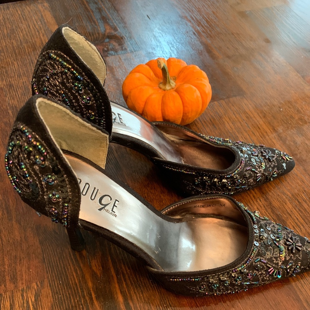 Super cute 👠 heels—perfect for parties